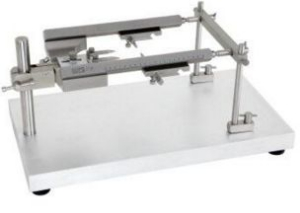 电生理用立体定位仪 Model 1730